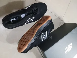 Black and White New Balance Numeric 480 Skate With a Gum Rubber Sole