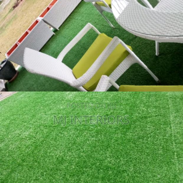 Elegant 20mm Artificial Grass Carpet