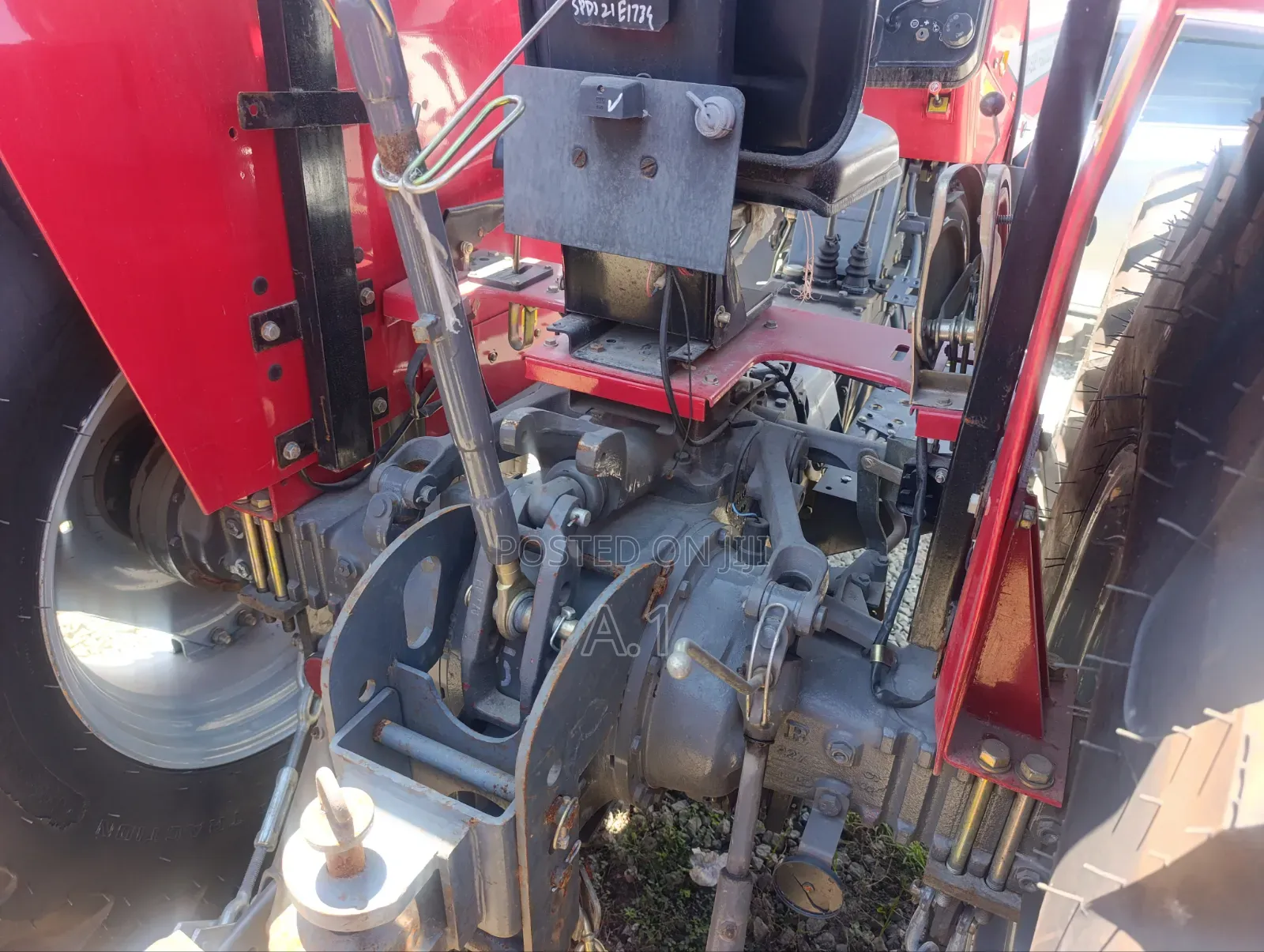 Massey Ferguson 385 Awd