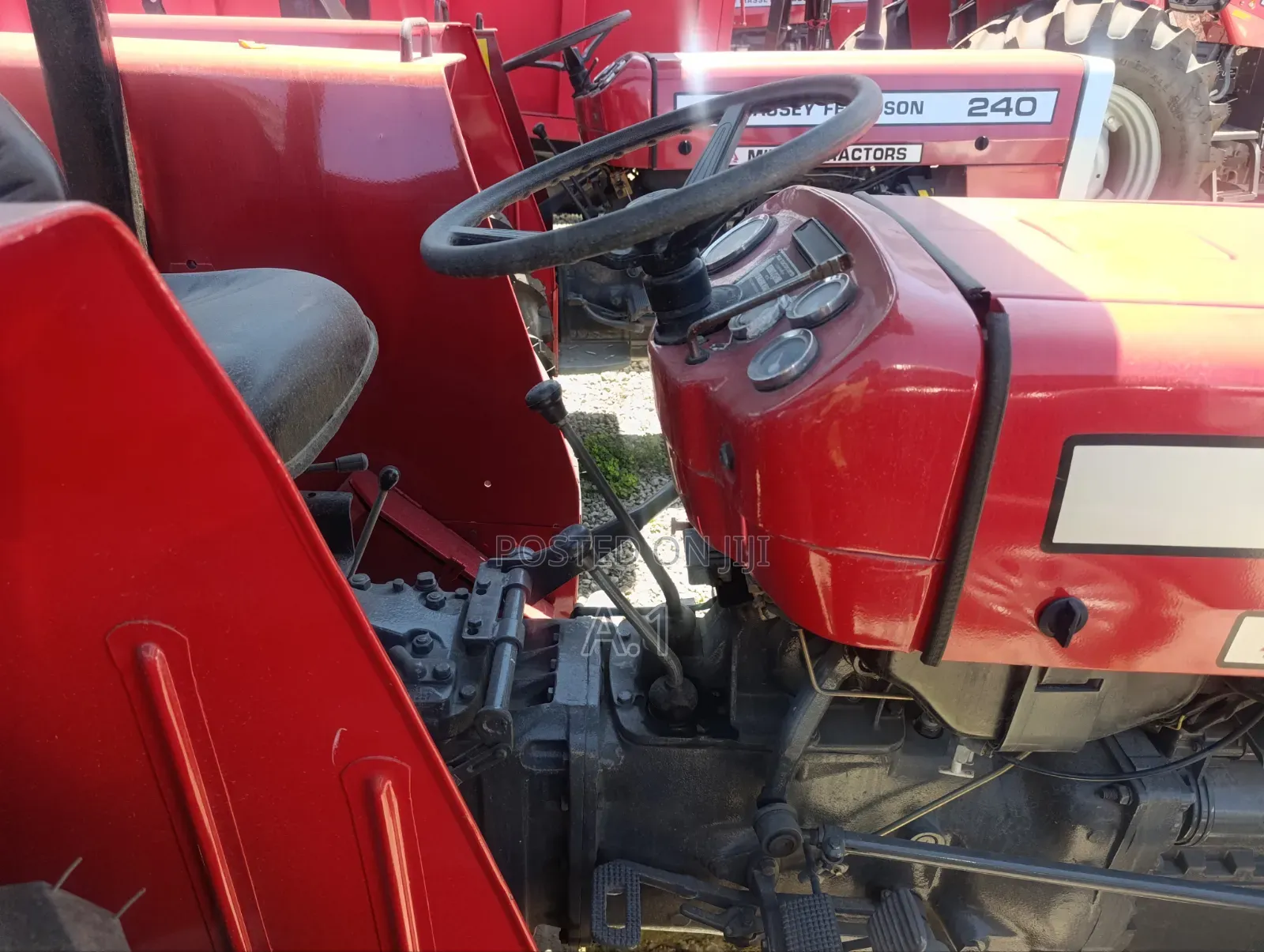 Massey Ferguson 240