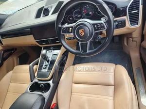 Porsche Cayenne 2019 Blue