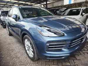 Porsche Cayenne 2019 Blue