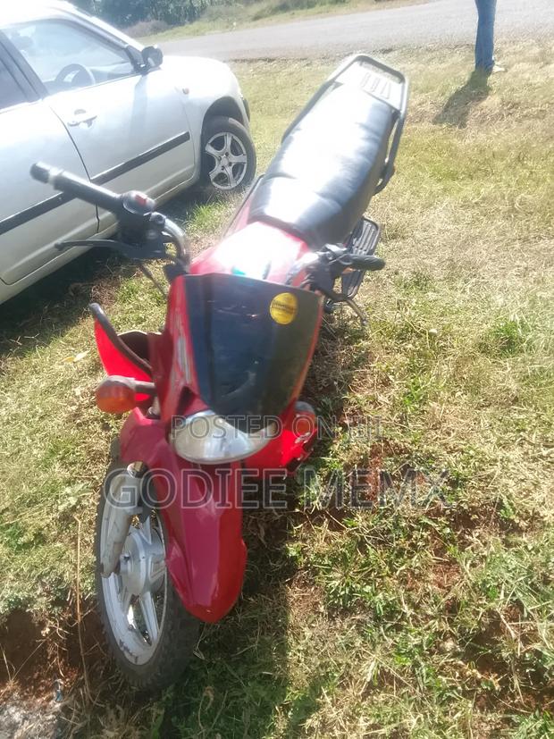 TVS HLX Plus ES 2020 Red - thumbnail 2