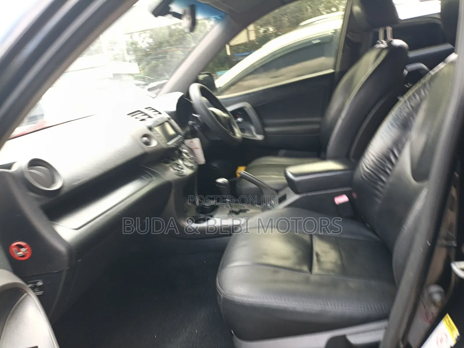 Toyota RAV4 2010 Silver