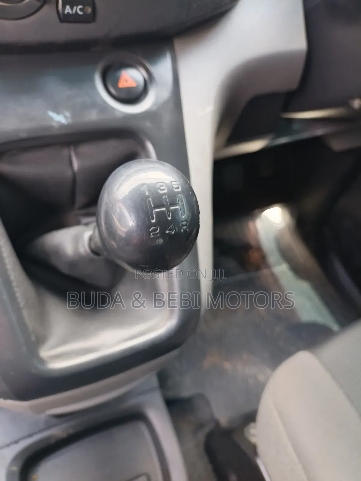 Nissan NV200 2017 Silver
