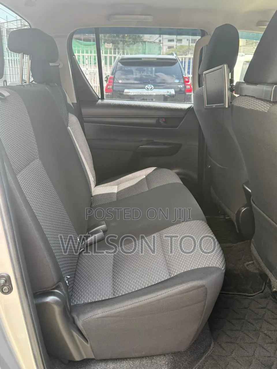 Toyota Hilux 2019 Gray