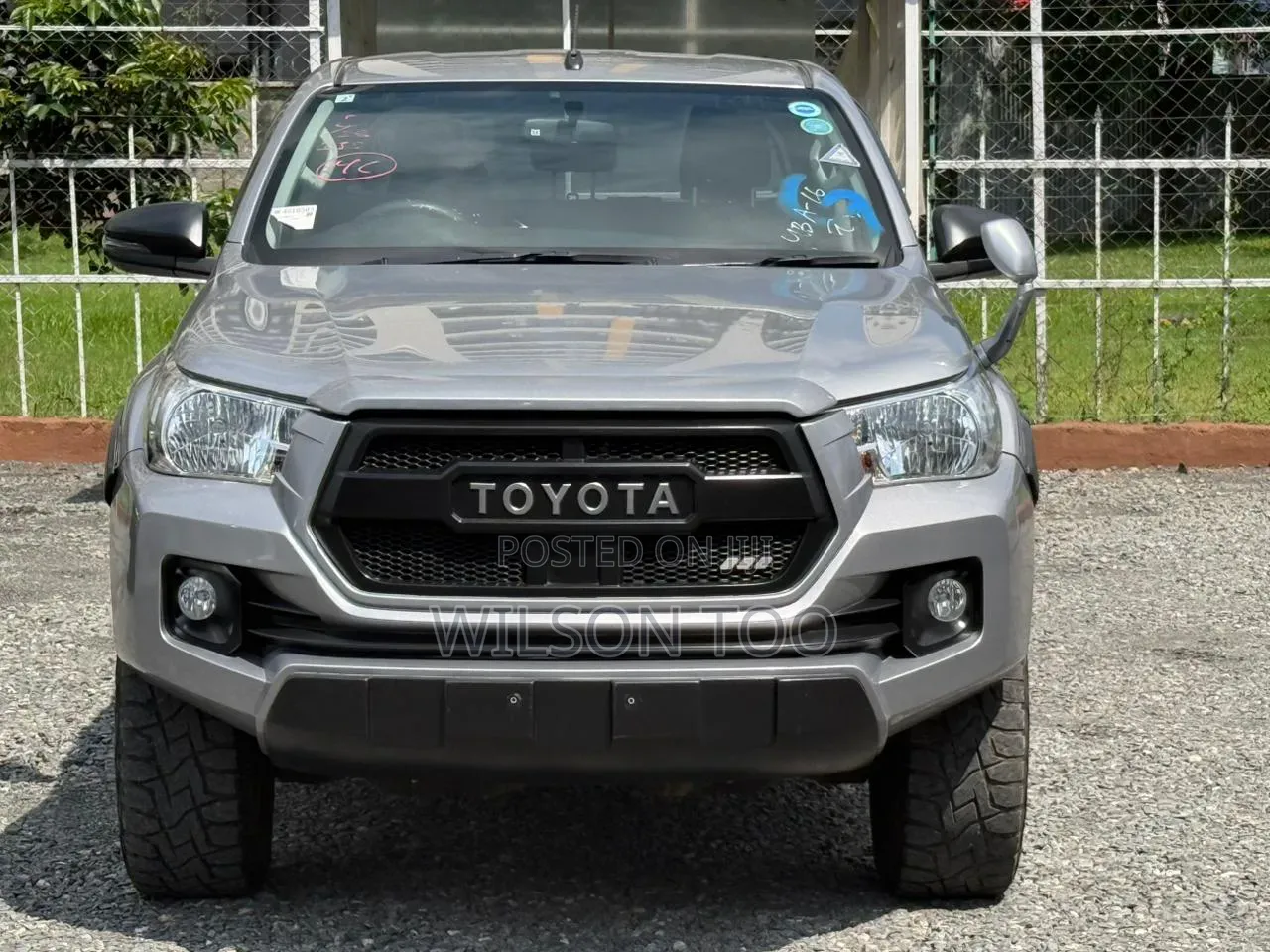 Toyota Hilux 2019 Gray
