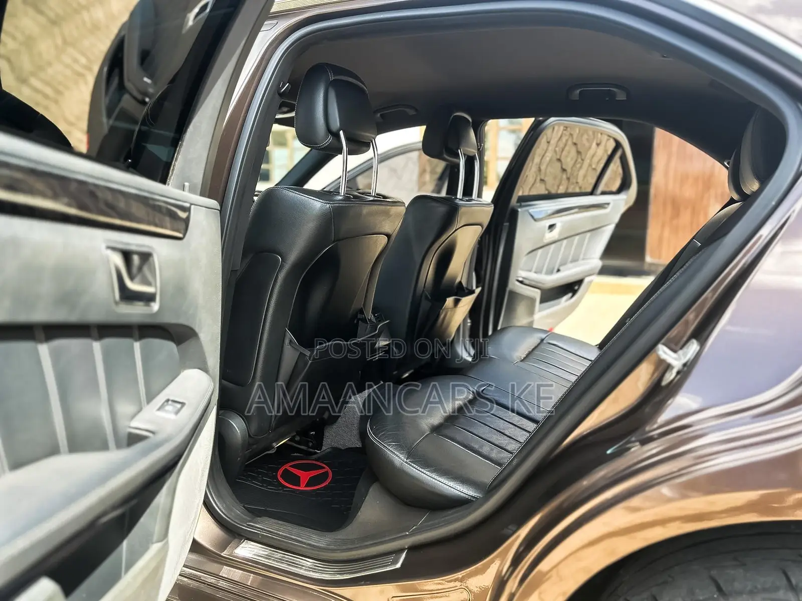 Mercedes-Benz E250 2013 Brown
