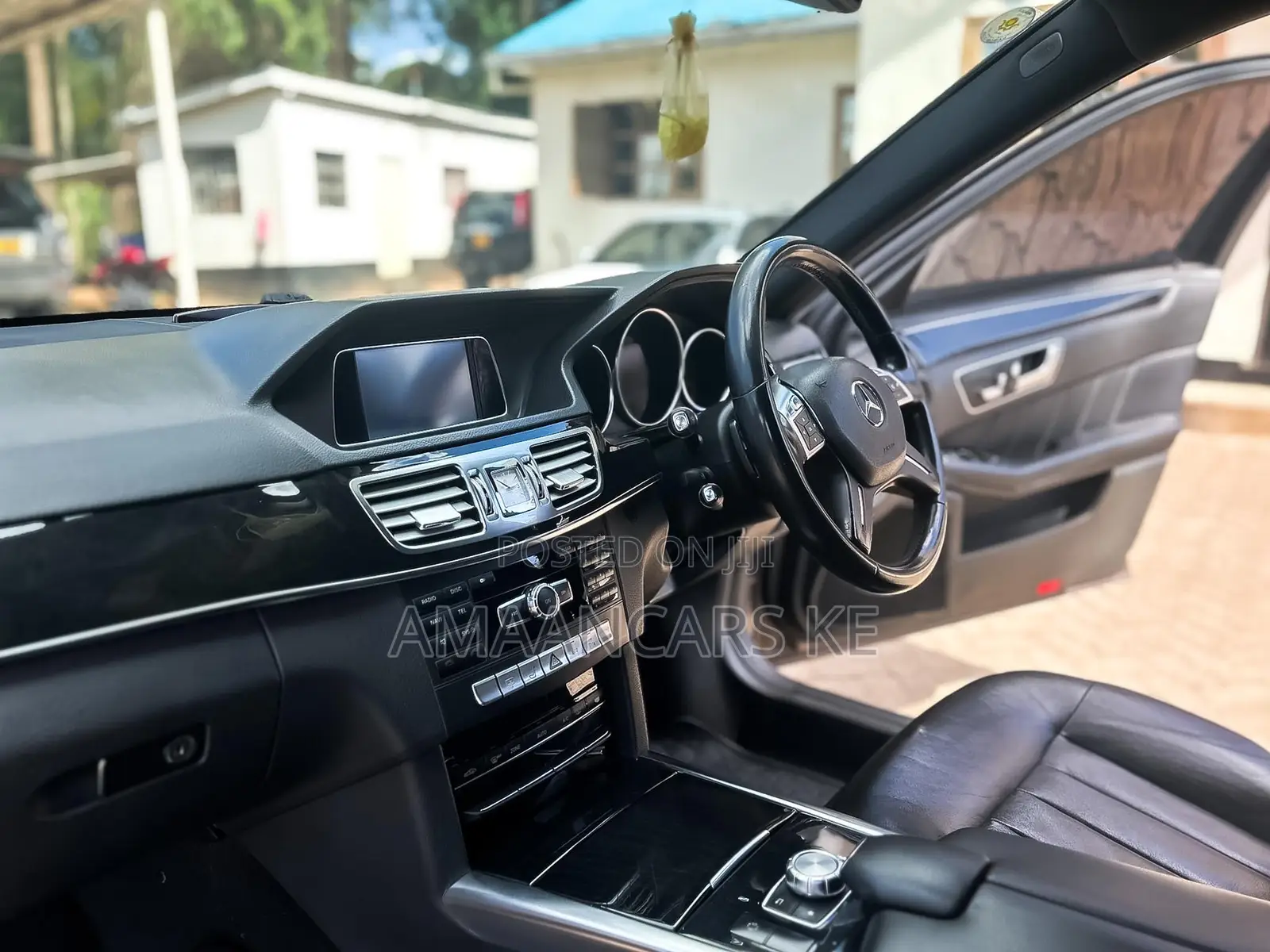Mercedes-Benz E250 2013 Brown