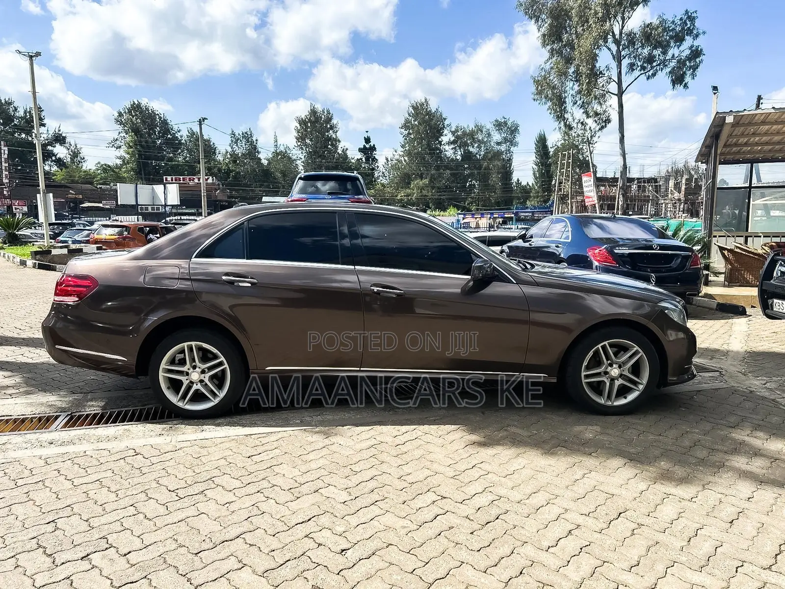 Mercedes-Benz E250 2013 Brown
