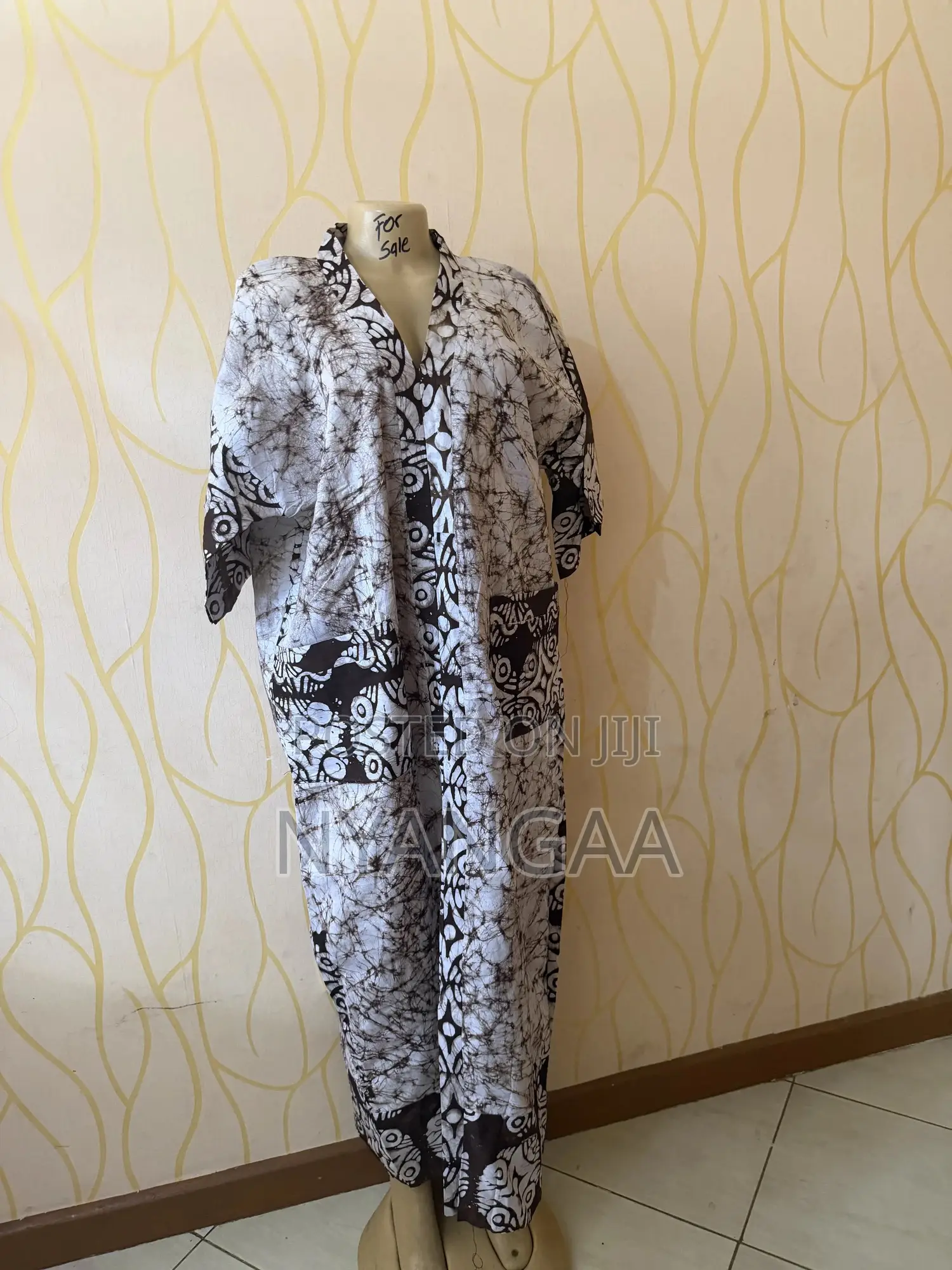 Fashionable African Batika Outfit