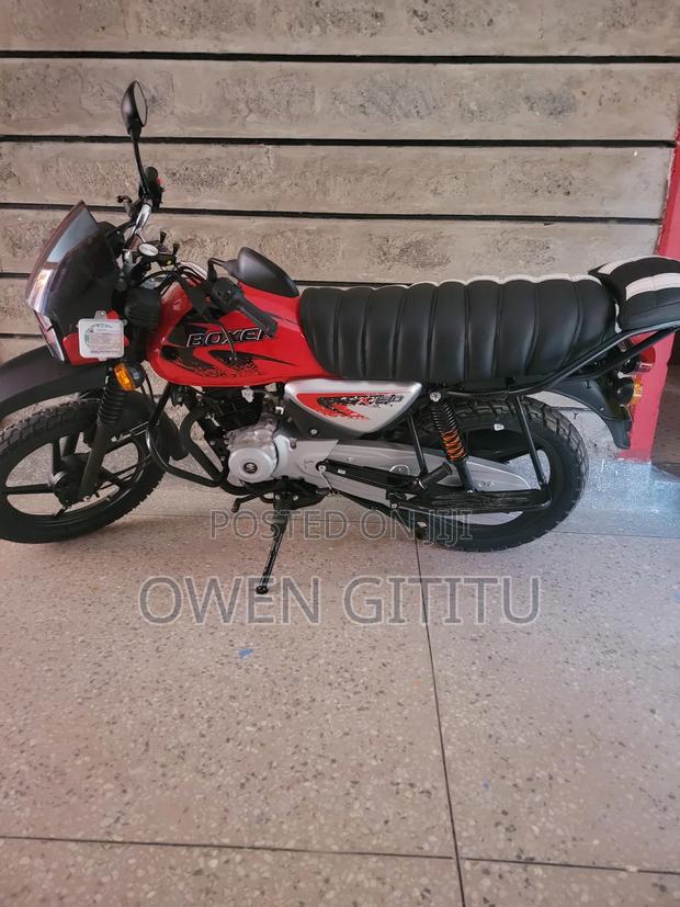 Bajaj Boxer 2026 Red
