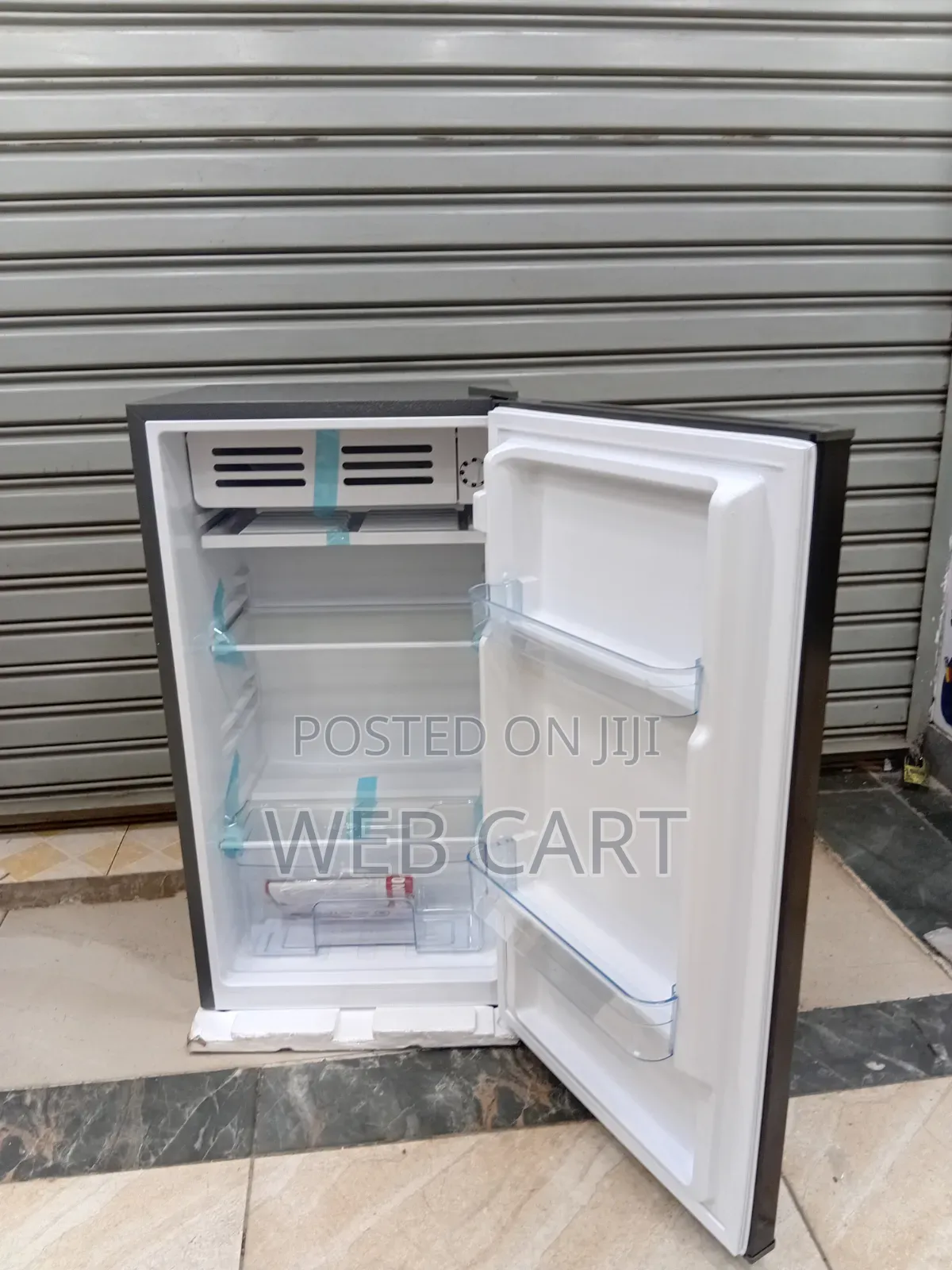 Smartpro SFR-120-Dt-I Mini Fridge 90ltrs