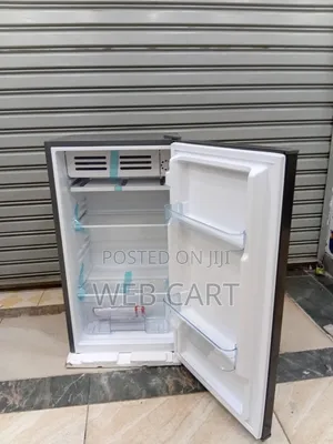 Smartpro SFR-120-Dt-I Mini Fridge 90ltrs