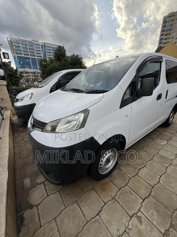 Nissan NV200 2019 White - thumbnail 3
