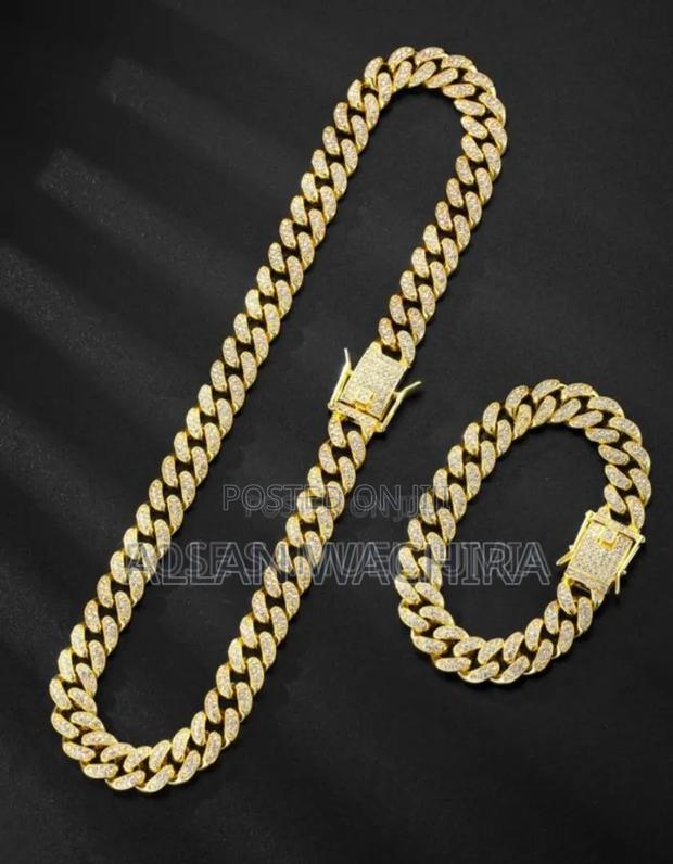 Iced Chain