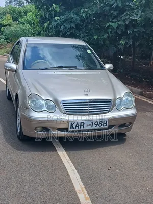 Mercedes-Benz C200 2006 Beige