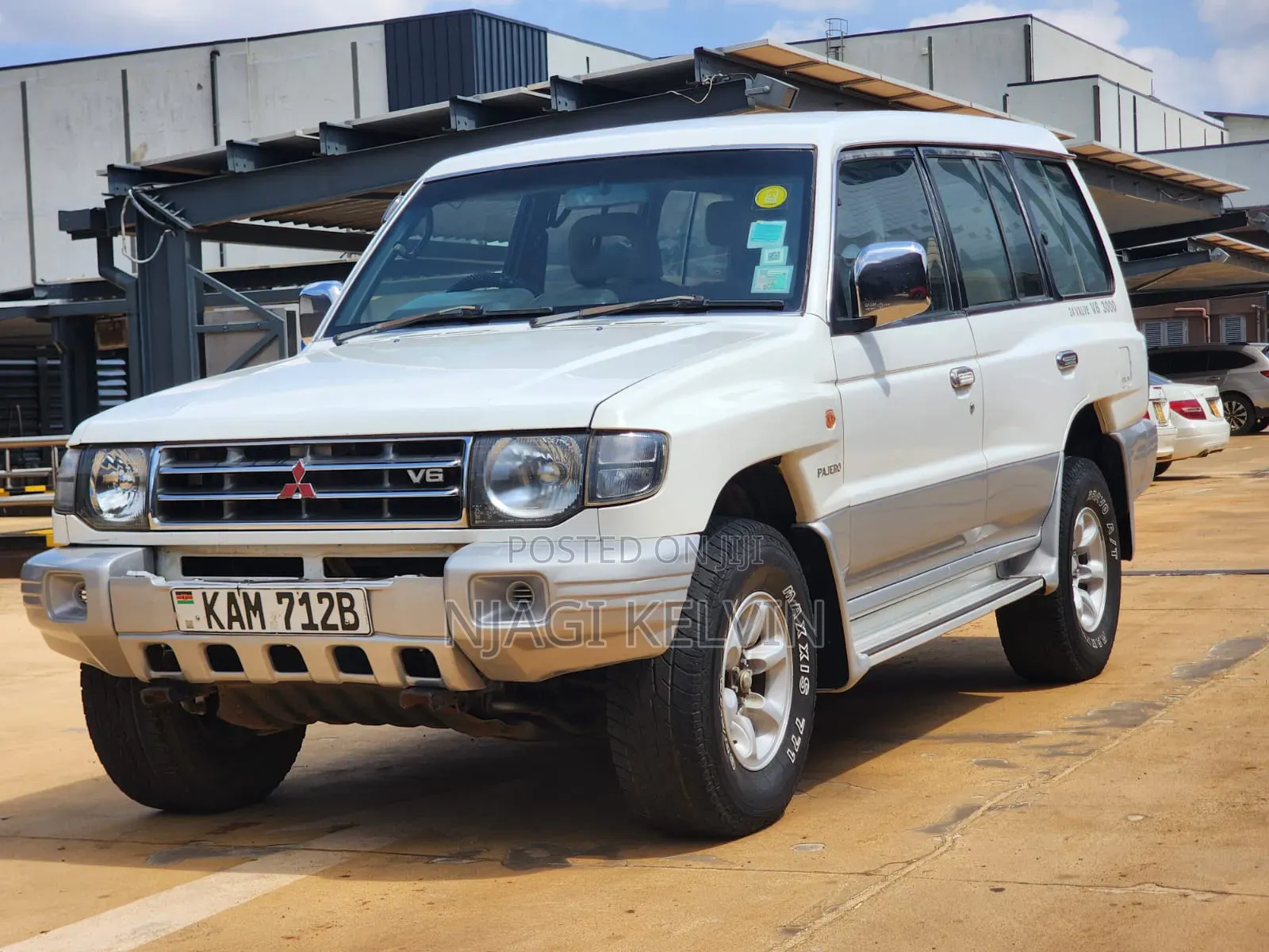 Mitsubishi Pajero 1999 White