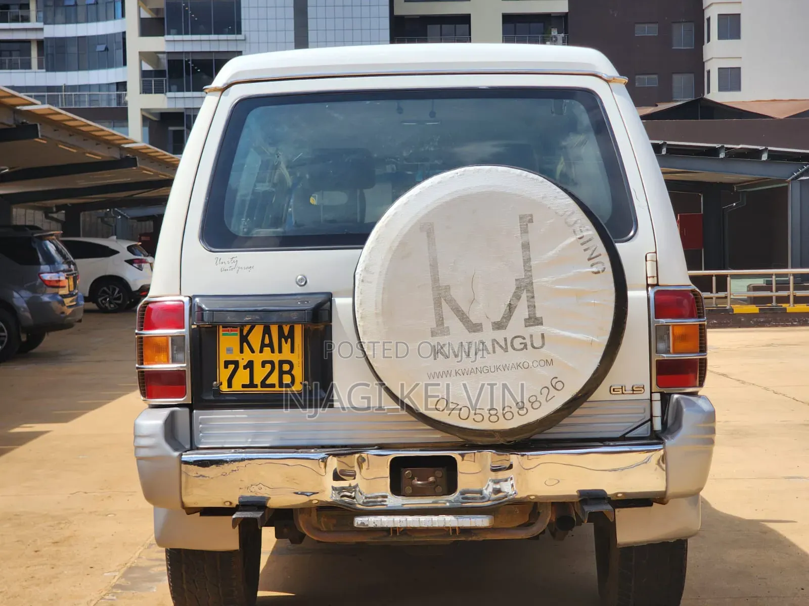 Mitsubishi Pajero 1999 White
