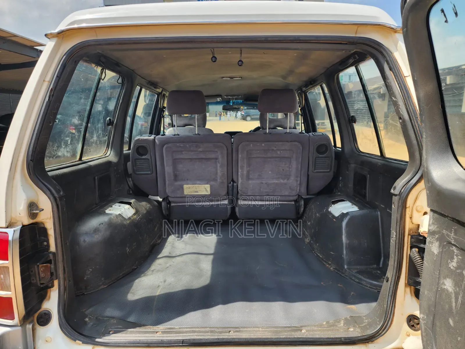 Mitsubishi Pajero 1999 White