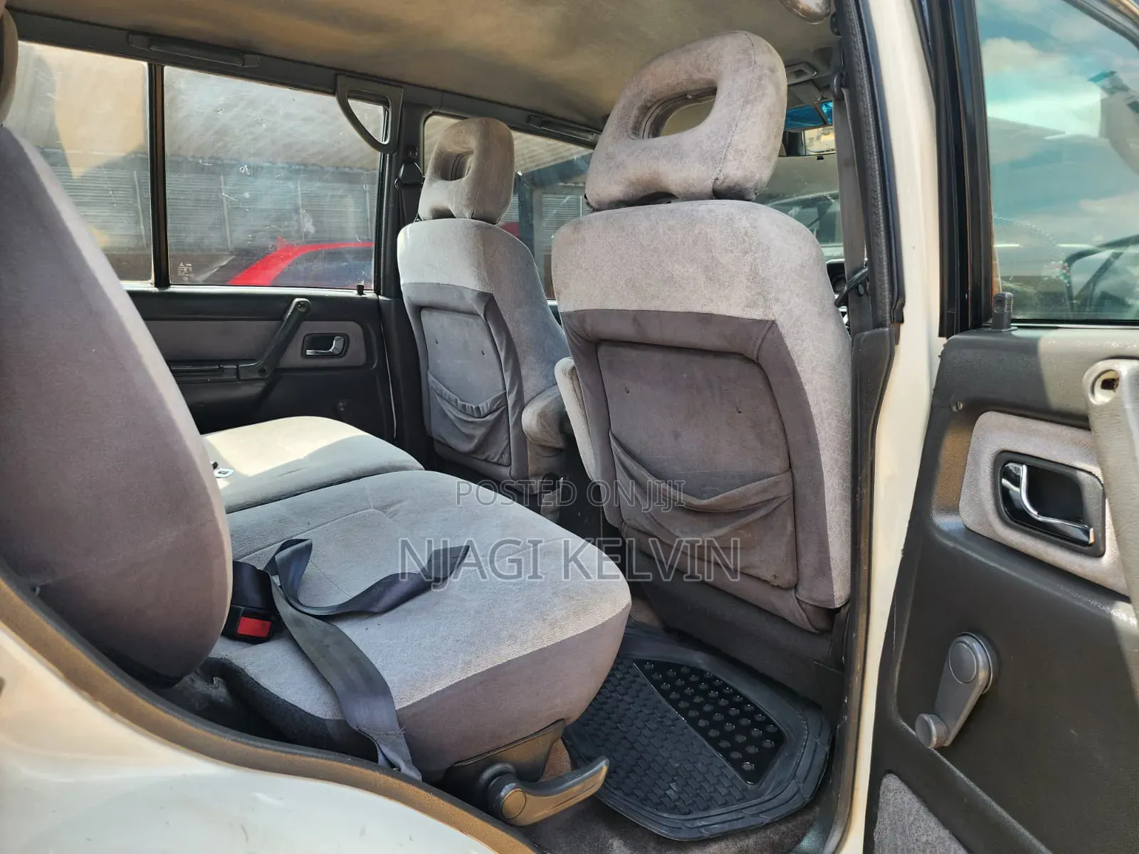 Mitsubishi Pajero 1999 White