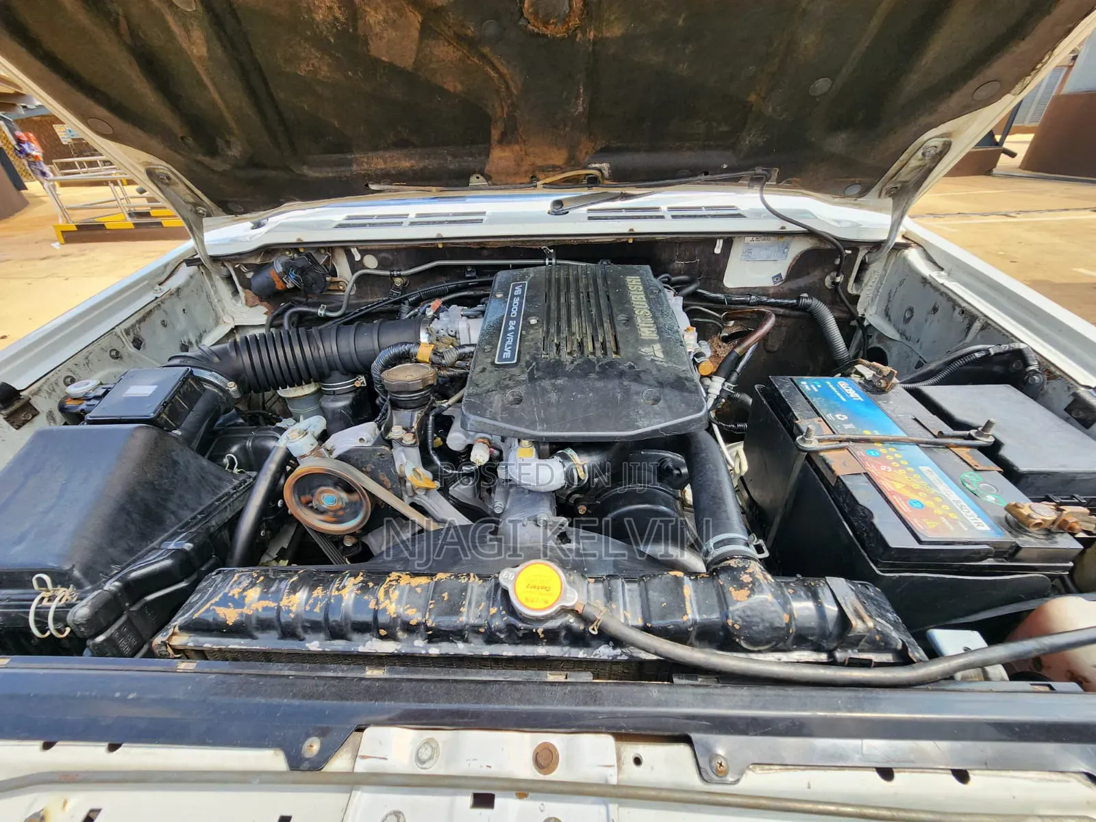 Mitsubishi Pajero 1999 White