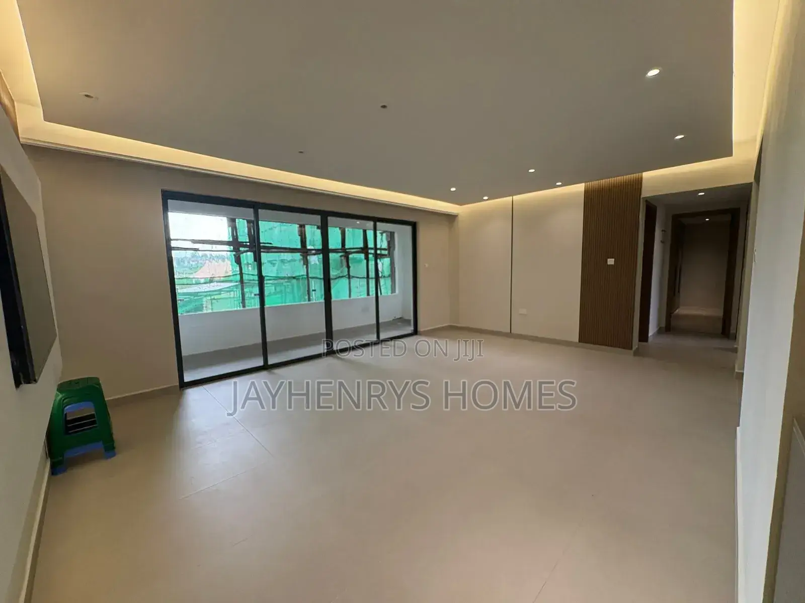 2bdrm Apartment in Ridgeways for sale