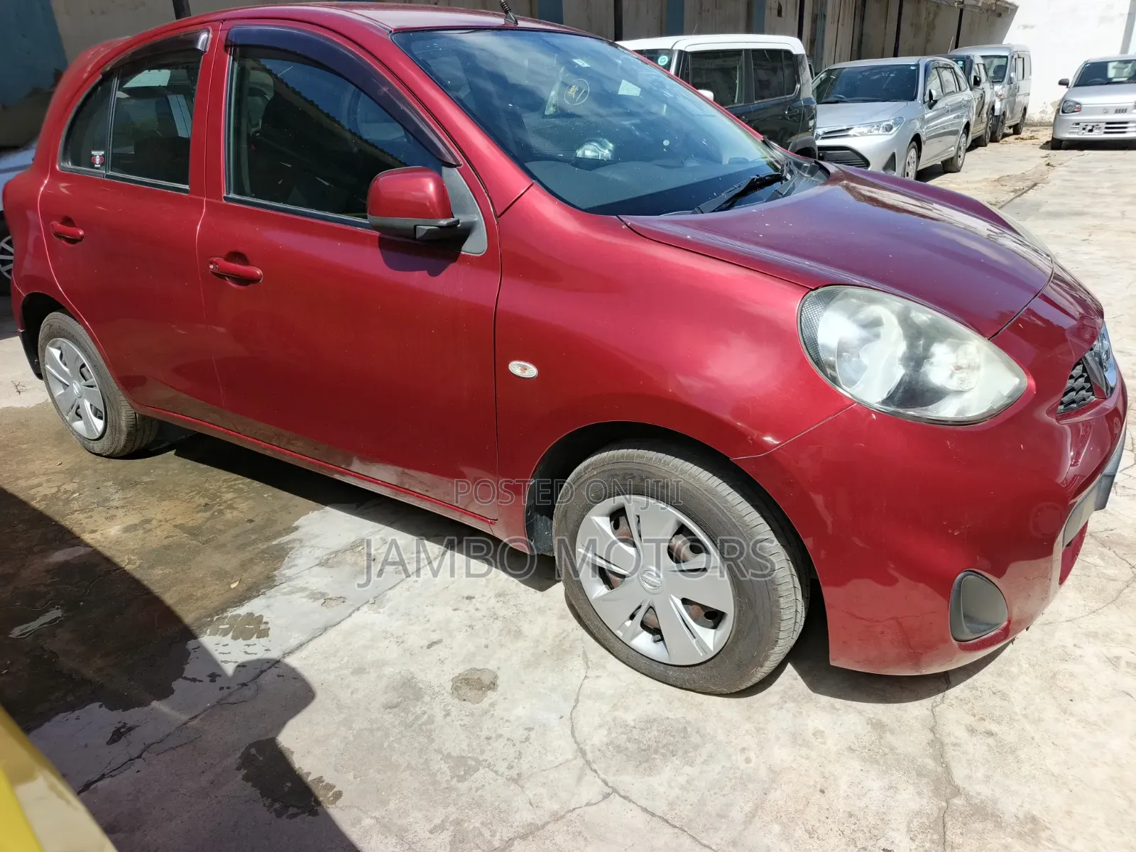 Nissan March 1.2 FWD 2019 Red