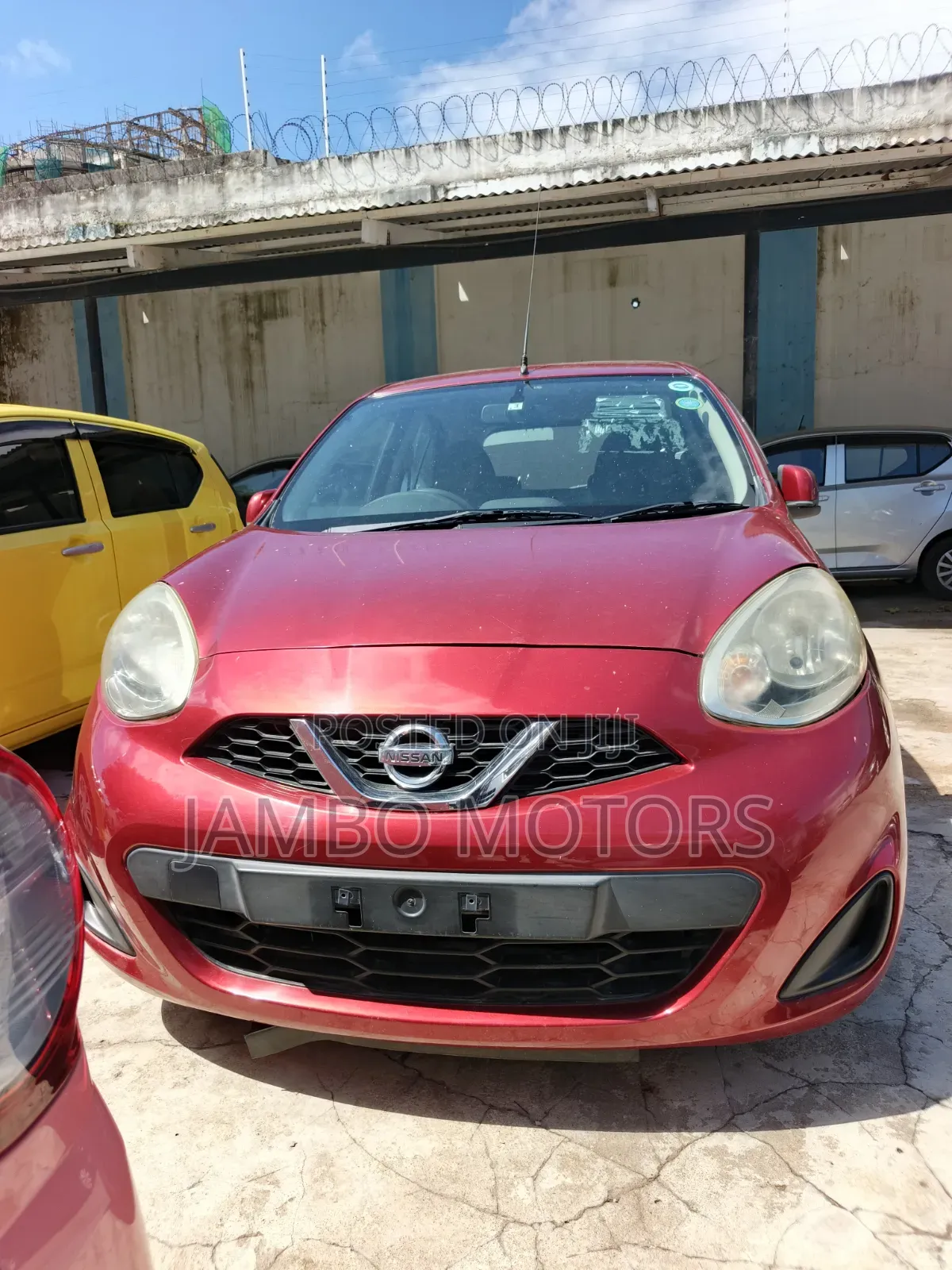 Nissan March 1.2 FWD 2019 Red