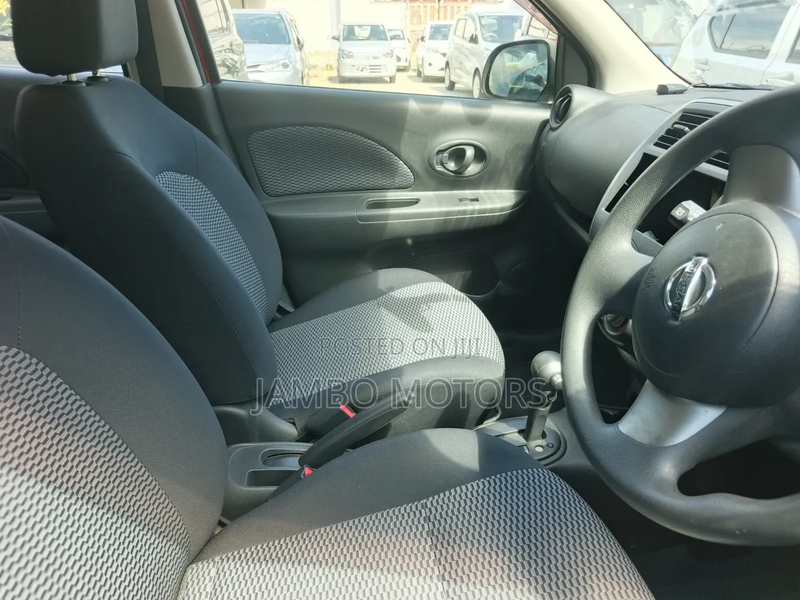 Nissan March 1.2 FWD 2019 Red