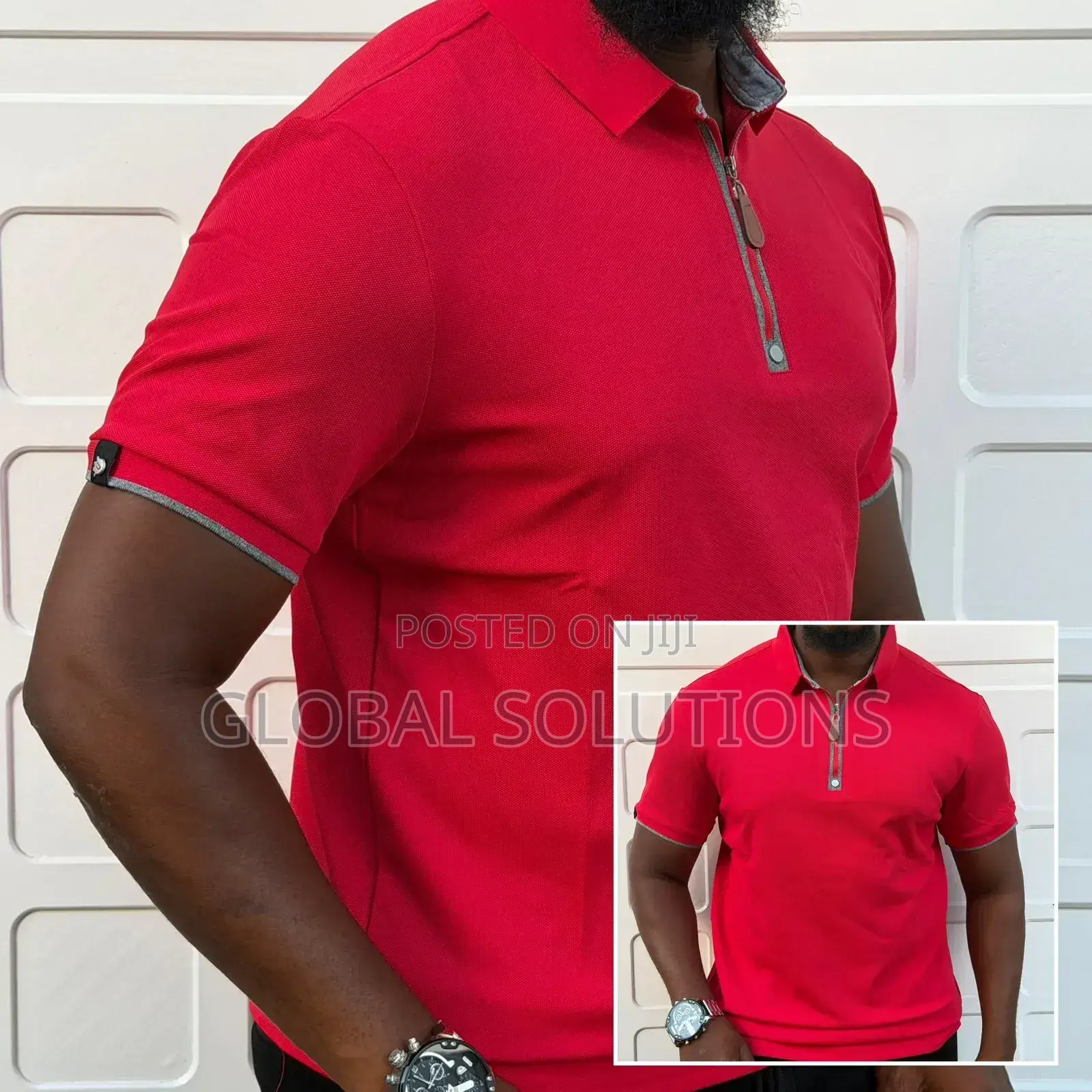 Short-Sleeve Polo Shirt With a Half-Zip Placket and Grey Trim