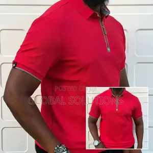 Short-Sleeve Polo Shirt With a Half-Zip Placket and Grey Trim