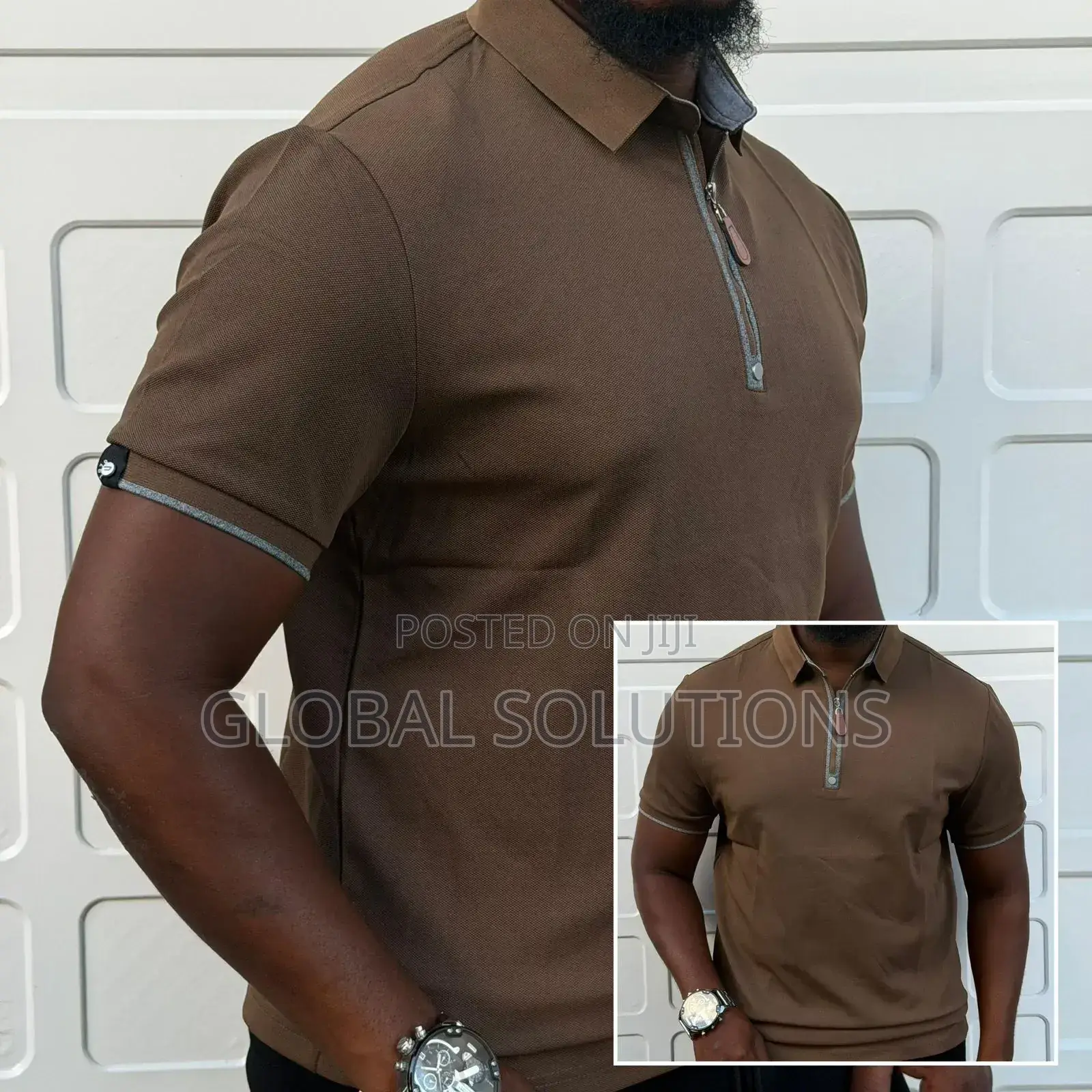 Short-Sleeve Polo Shirt With a Half-Zip Placket and Grey Trim