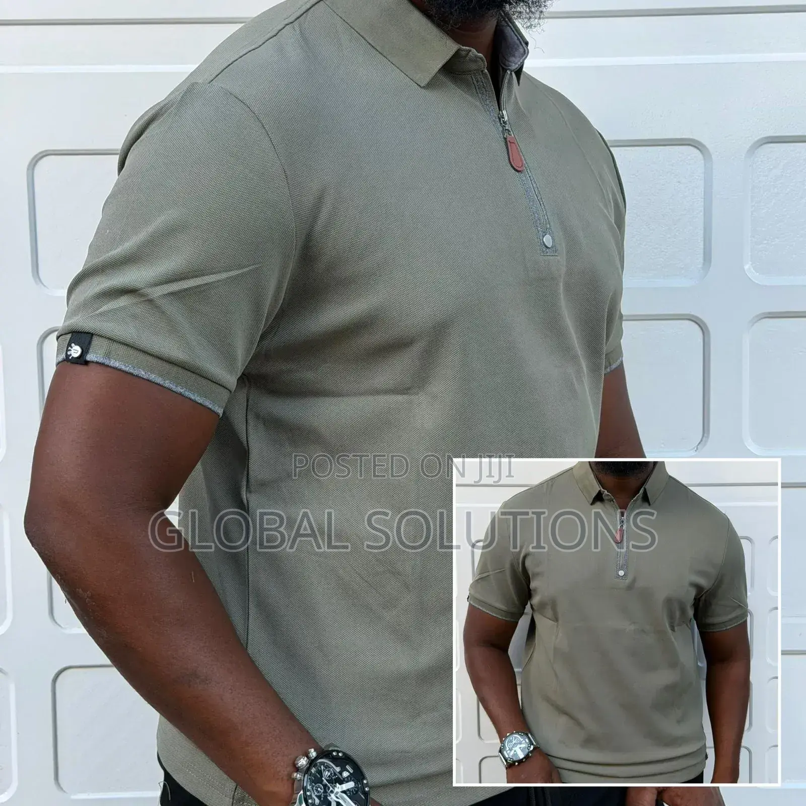 Short-Sleeve Polo Shirt With a Half-Zip Placket and Grey Trim