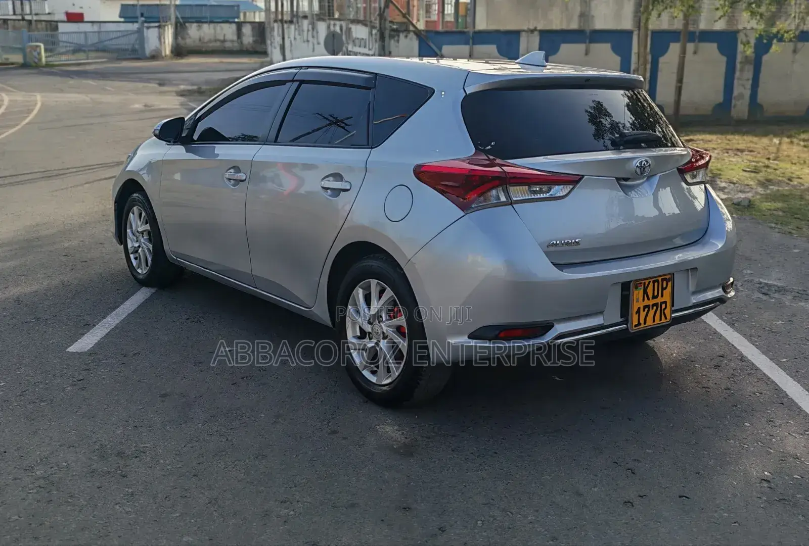 Toyota Auris 2016 Silver