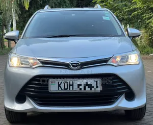 Toyota Corolla Fielder 1.5 Petrol FWD 2016 Silver