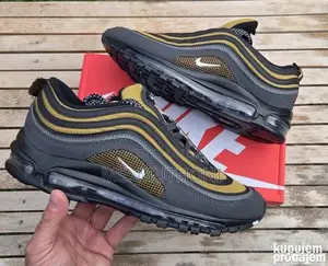 Nike Airmax 97 Se Sneakers in a Black and Bronzine Colorway. :38-45