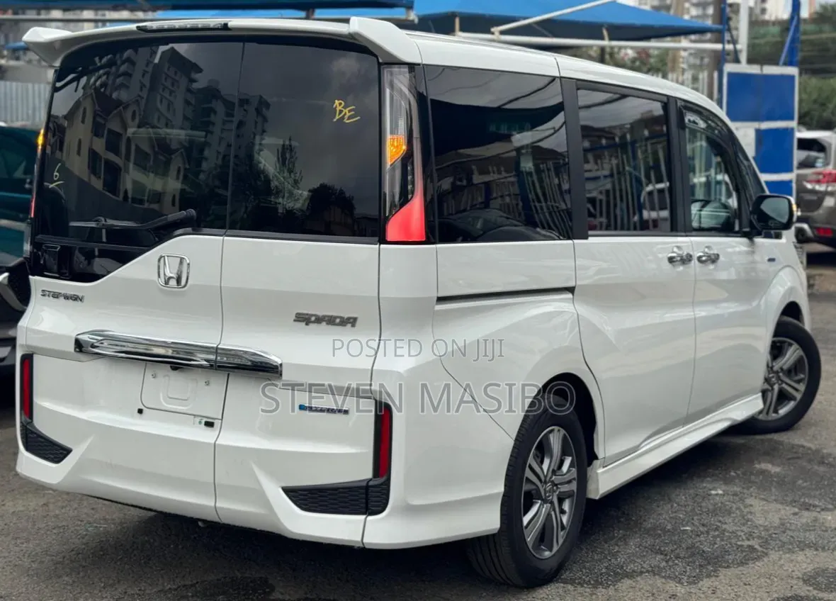 Honda Stepwgn 2019 White