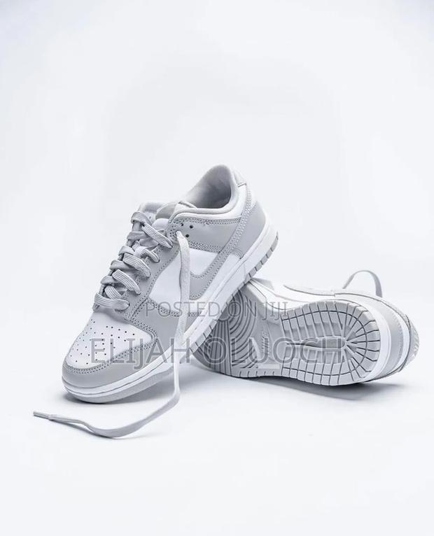 Nike Sb Dunk Grey Colorway - thumbnail 2