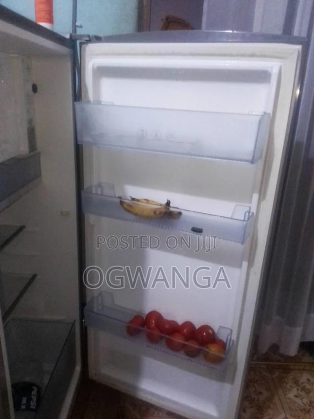 155l Von Fridge - thumbnail 2