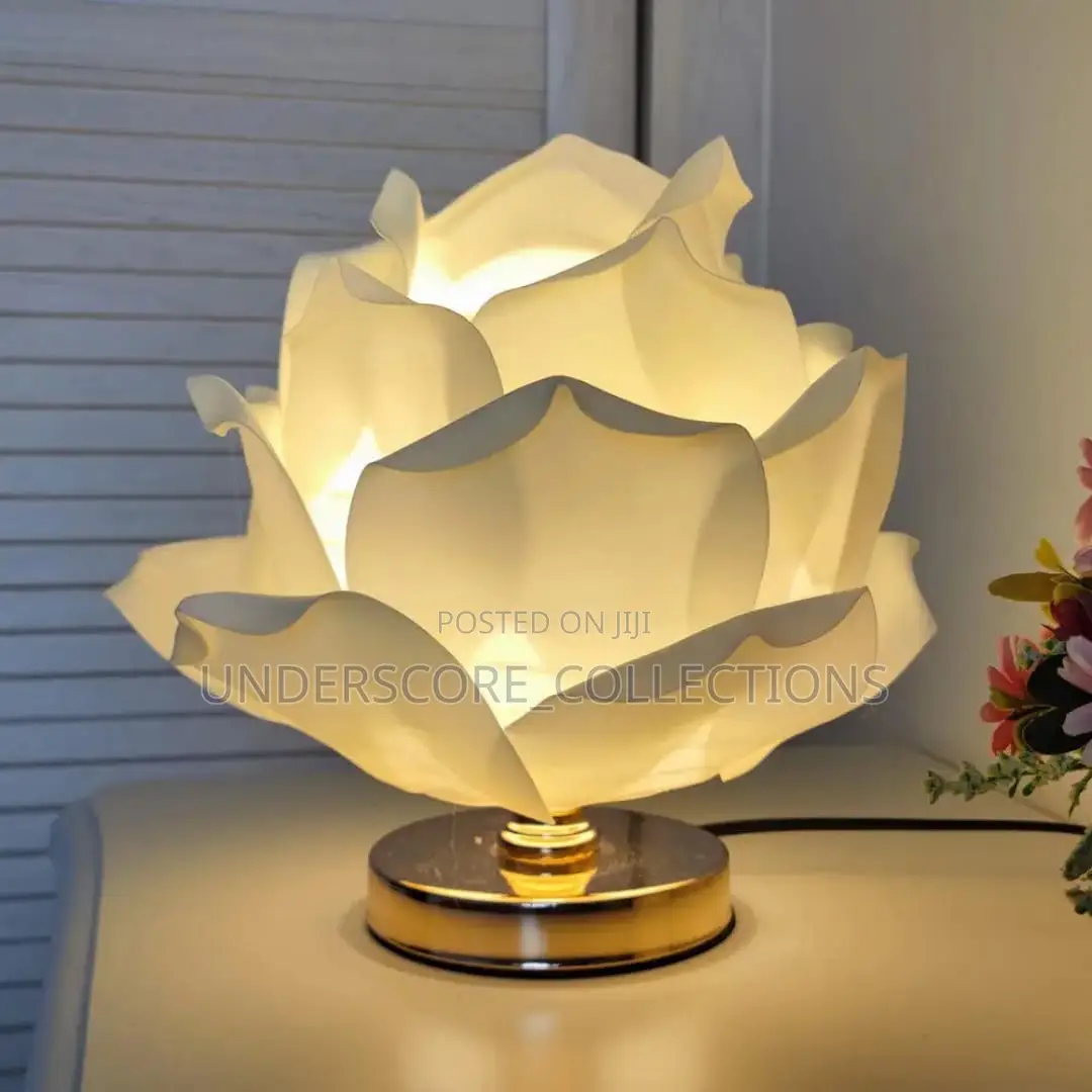 Creative Rose Floral Table Lamps