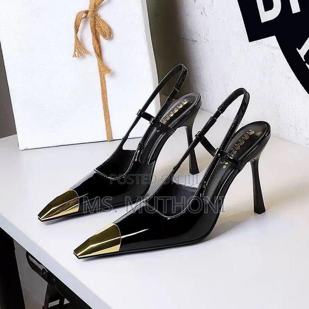 Slingback Heels Featuring a Pointed Toe With a Gold Metal Cap Pumps - thumbnail 3