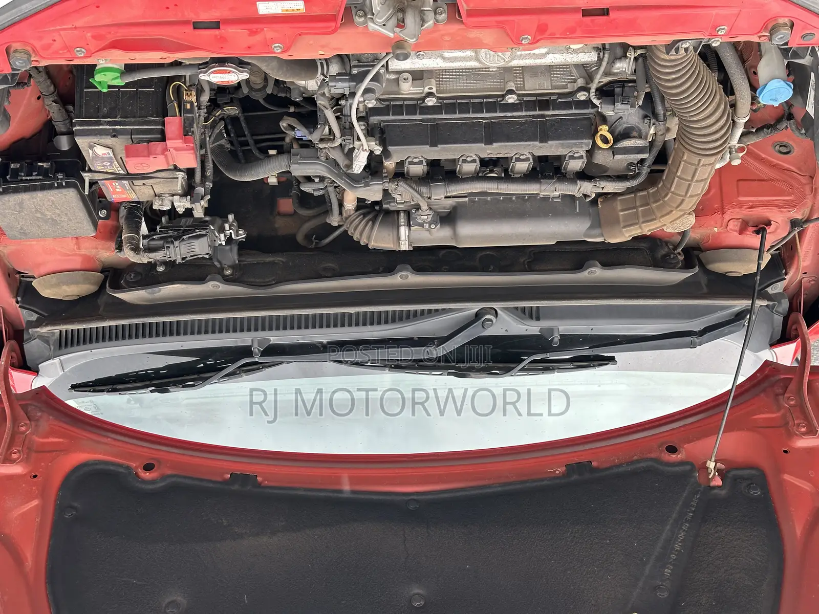 Suzuki Baleno 2016 Red