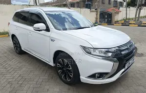 Mitsubishi Outlander 2.0 PHEV AWD 2016 White