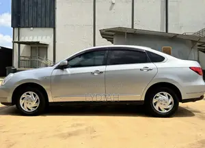 Nissan Sylphy 2011 Silver