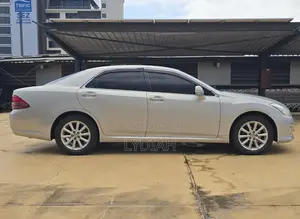Toyota Crown 2008 Silver