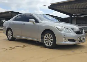 Toyota Crown 2008 Silver
