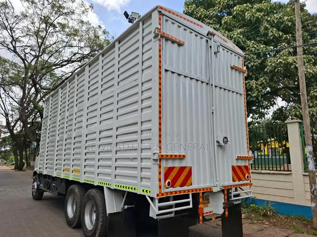 Mitsubishi Fuso Mahewa - thumbnail 2