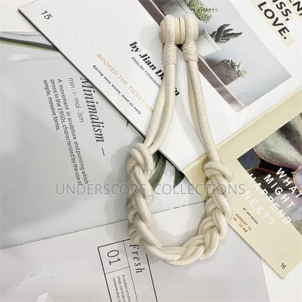 One Pair Handmade Magnetic Curtain With a Tieback