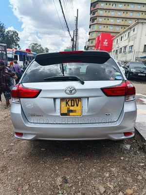 Toyota Fielder Non Hybrid and Very Clean